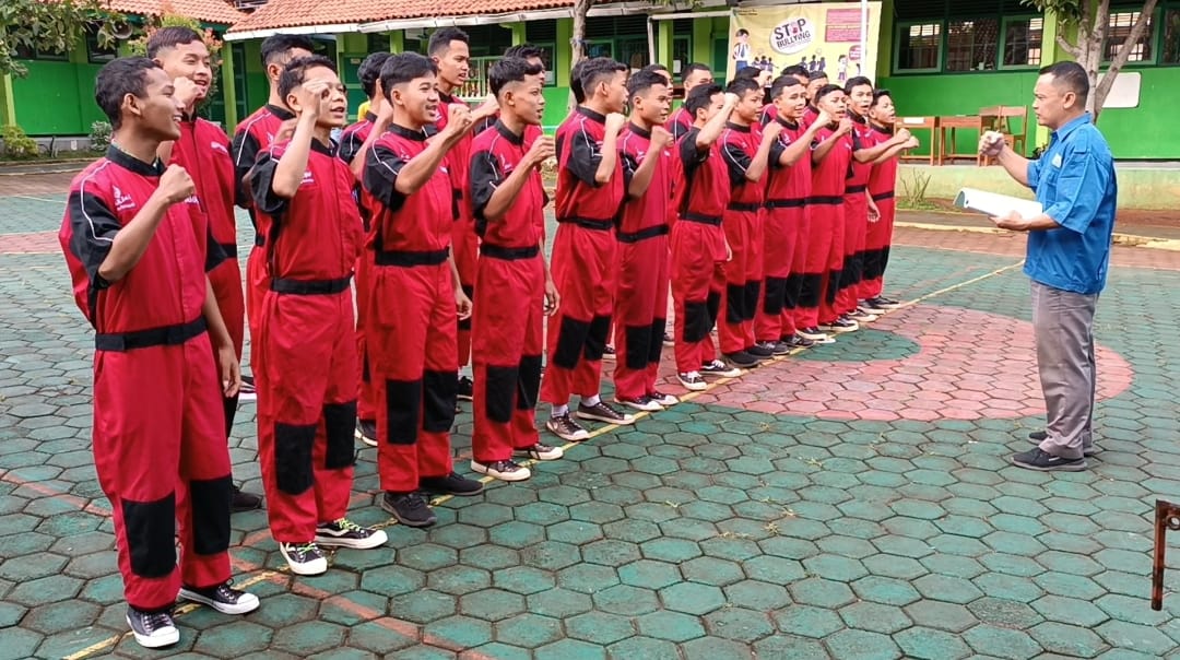 foto kepala sekolah
